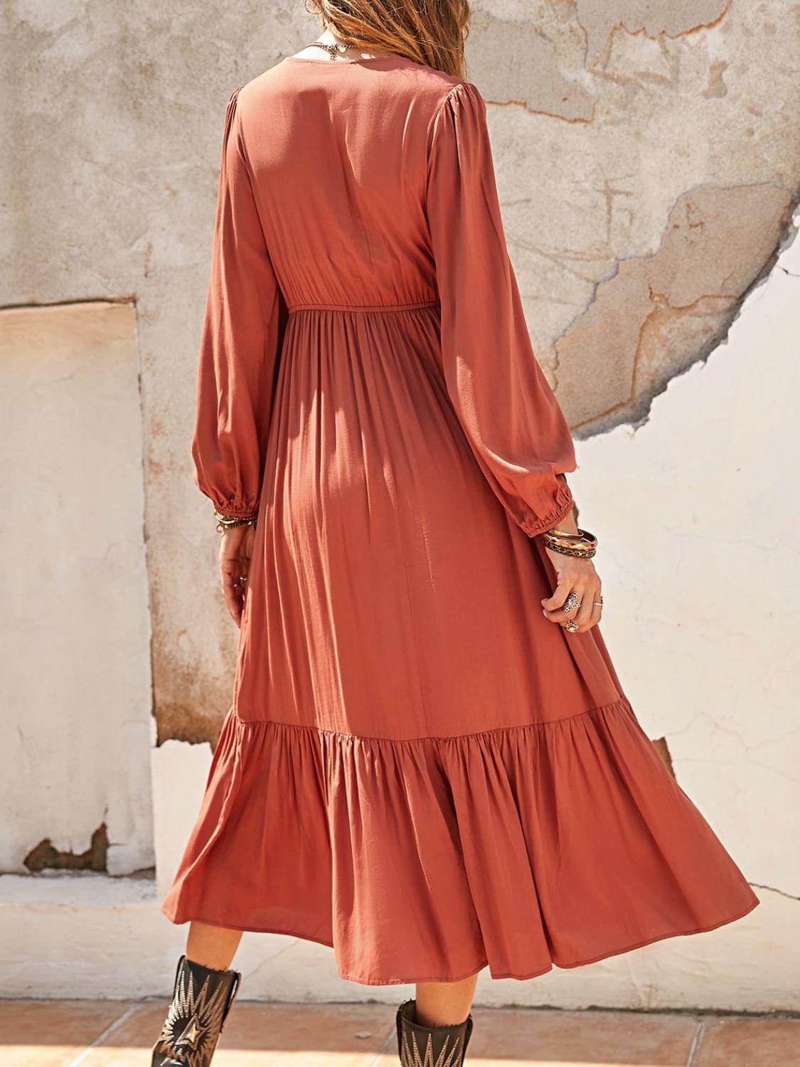 Ruched V-Neck Long Sleeve Midi Dress // Honeypot: New + Vintage High Quality Western Wear