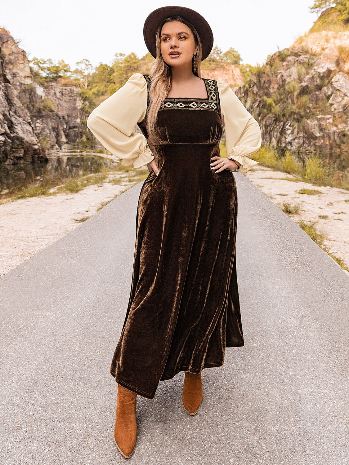 Plus Size Embroidered Square Neck Dress // Honeypot: New + Vintage High Quality Western Wear