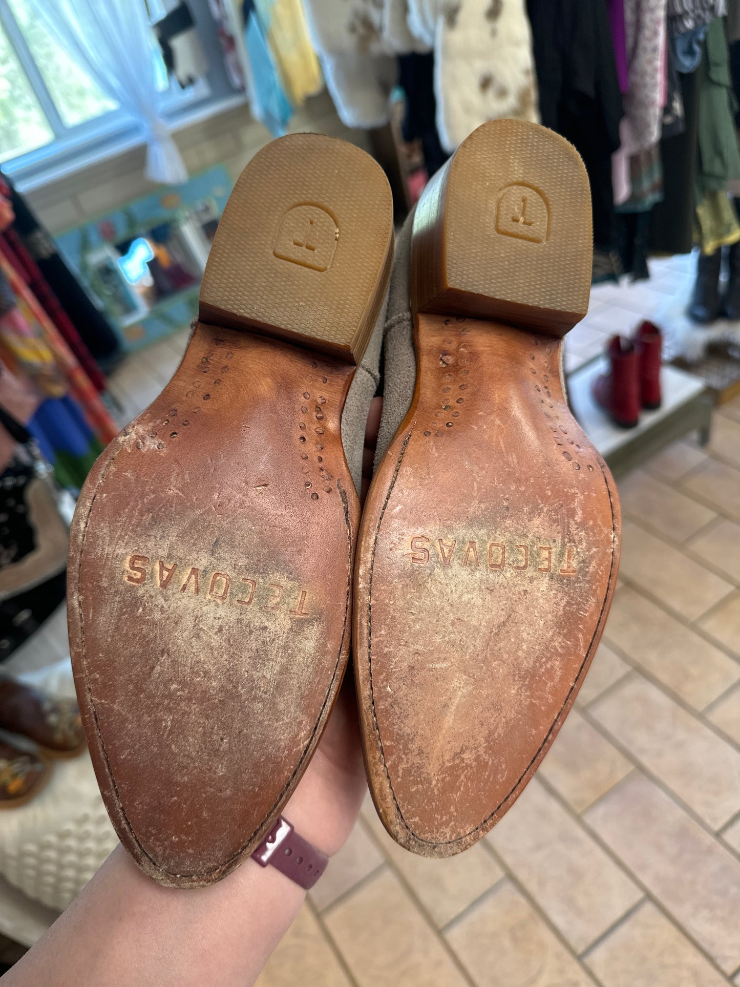 Lucy Suede Shorty Boots // Tecovas, 7.5