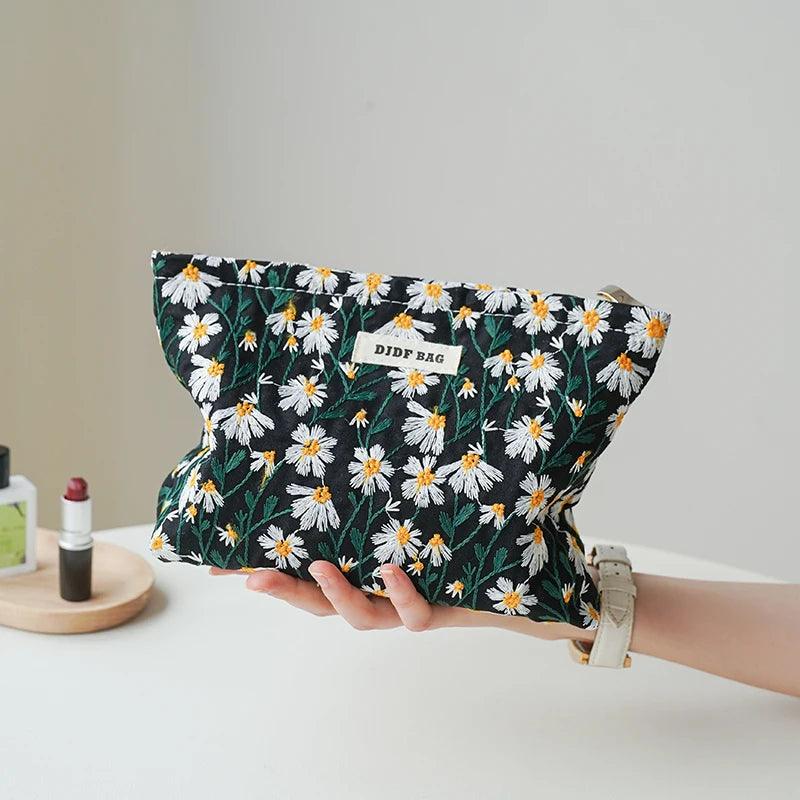 Chic Cosmetic + Toiletry Bag // Honeypot: New + Vintage High Quality Western Wear