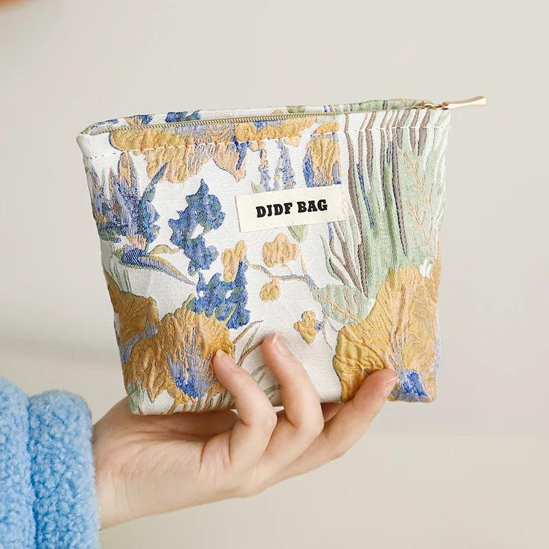Chic Cosmetic + Toiletry Bag // Honeypot: New + Vintage High Quality Western Wear