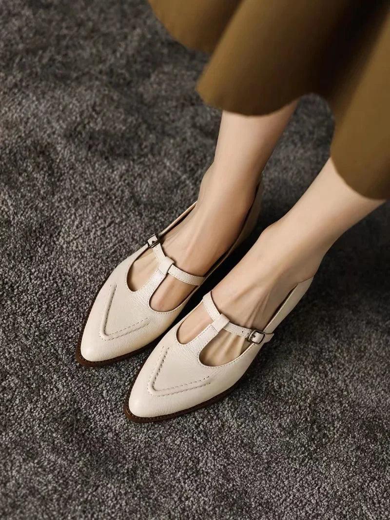 Chic Low Heeled Mary Janes // Honeypot: New + Vintage High Quality Western Wear