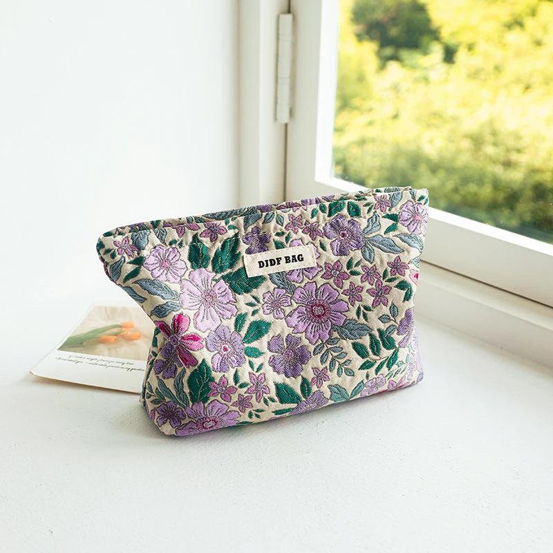 Chic Cosmetic + Toiletry Bag // Honeypot: New + Vintage High Quality Western Wear