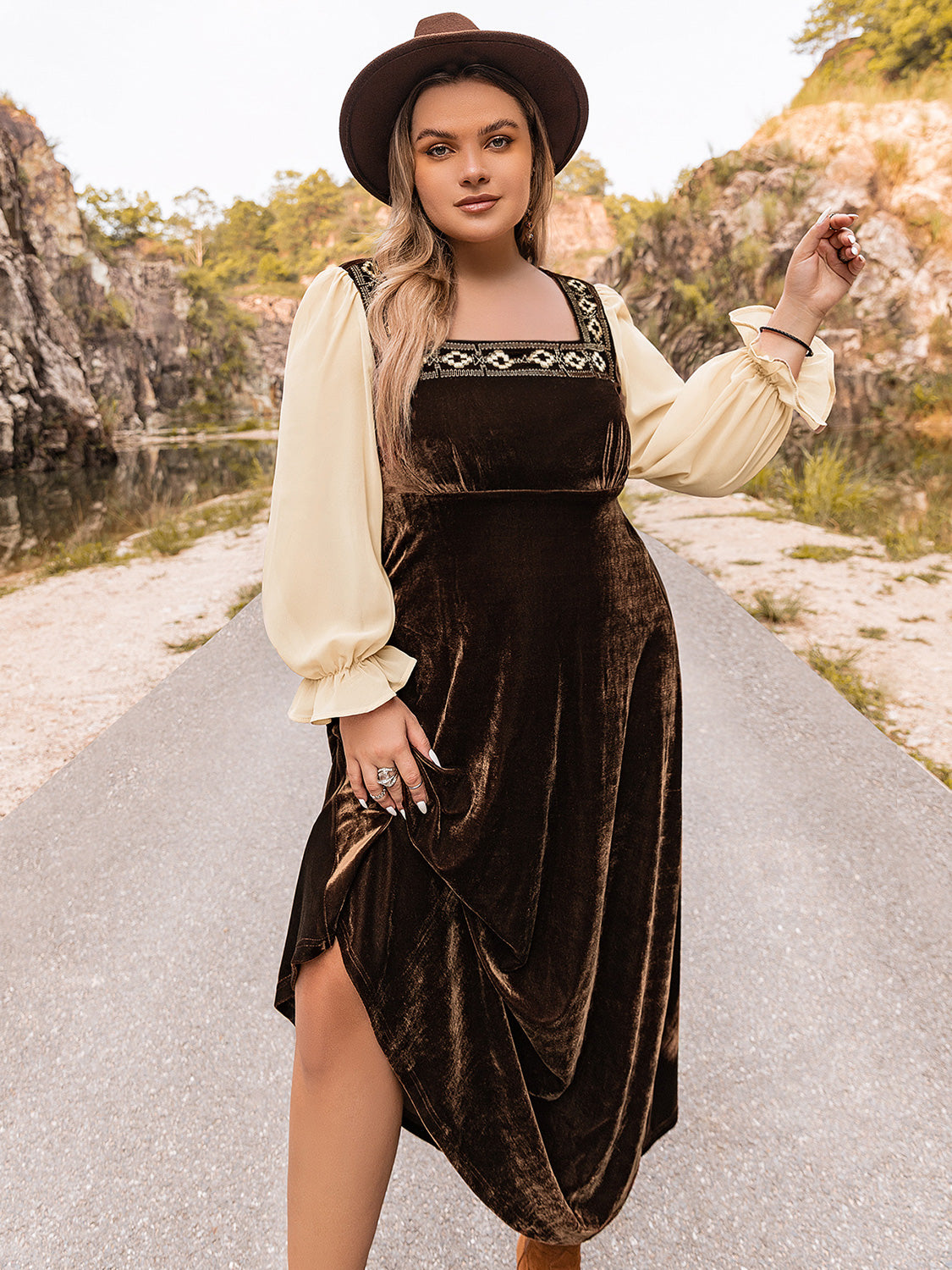 Plus Size Embroidered Square Neck Dress // Honeypot: New + Vintage High Quality Western Wear
