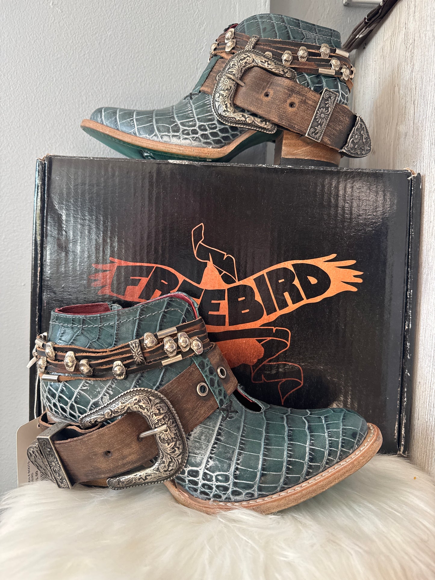 Saloon Crocodile Boots // Freebird