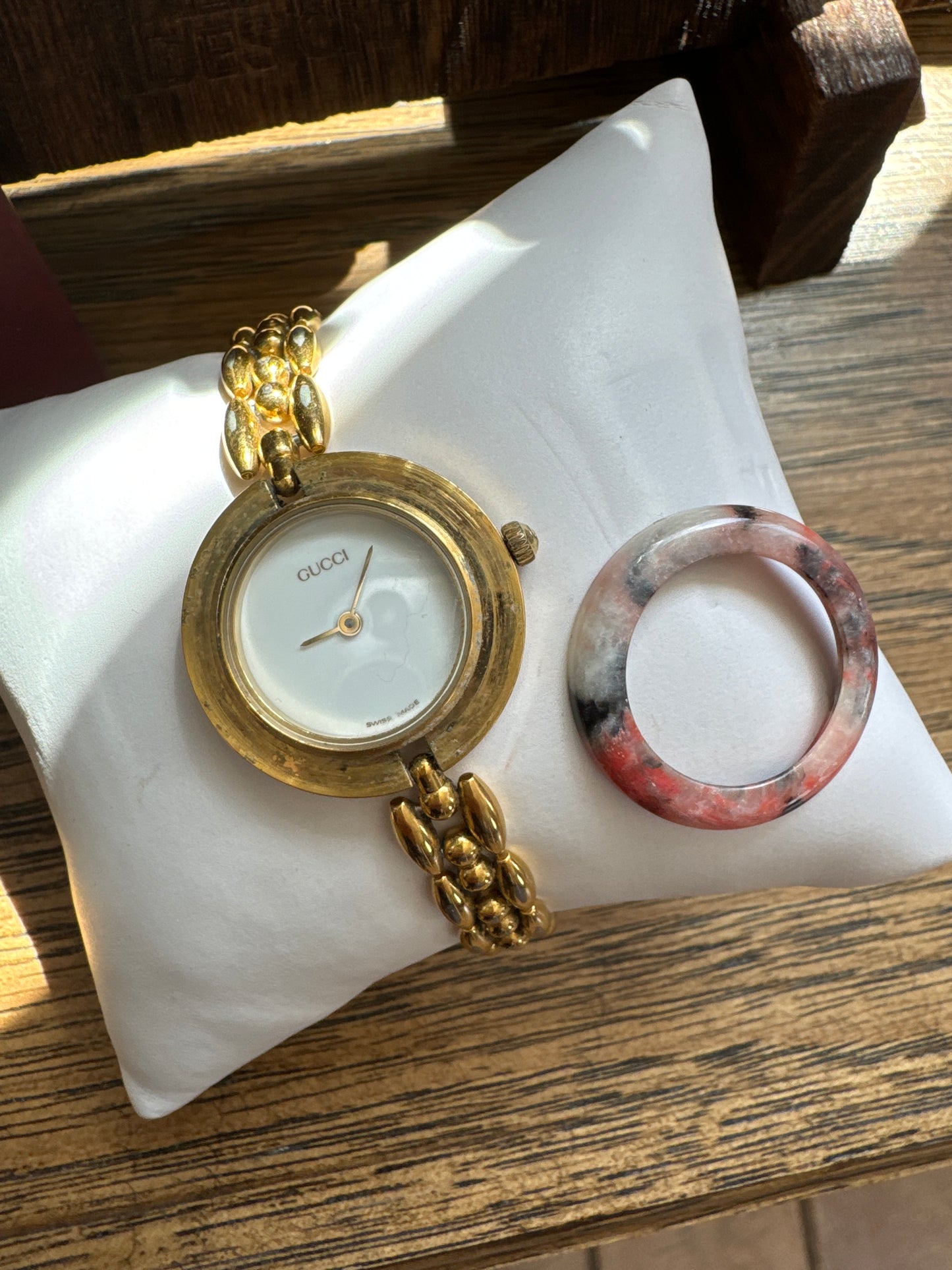 Dainty Vintage Gucci Watch - Honeypot