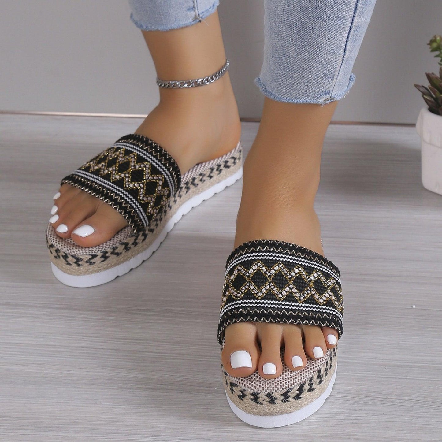 Geometric Weave Platform Sandals - Honeypot