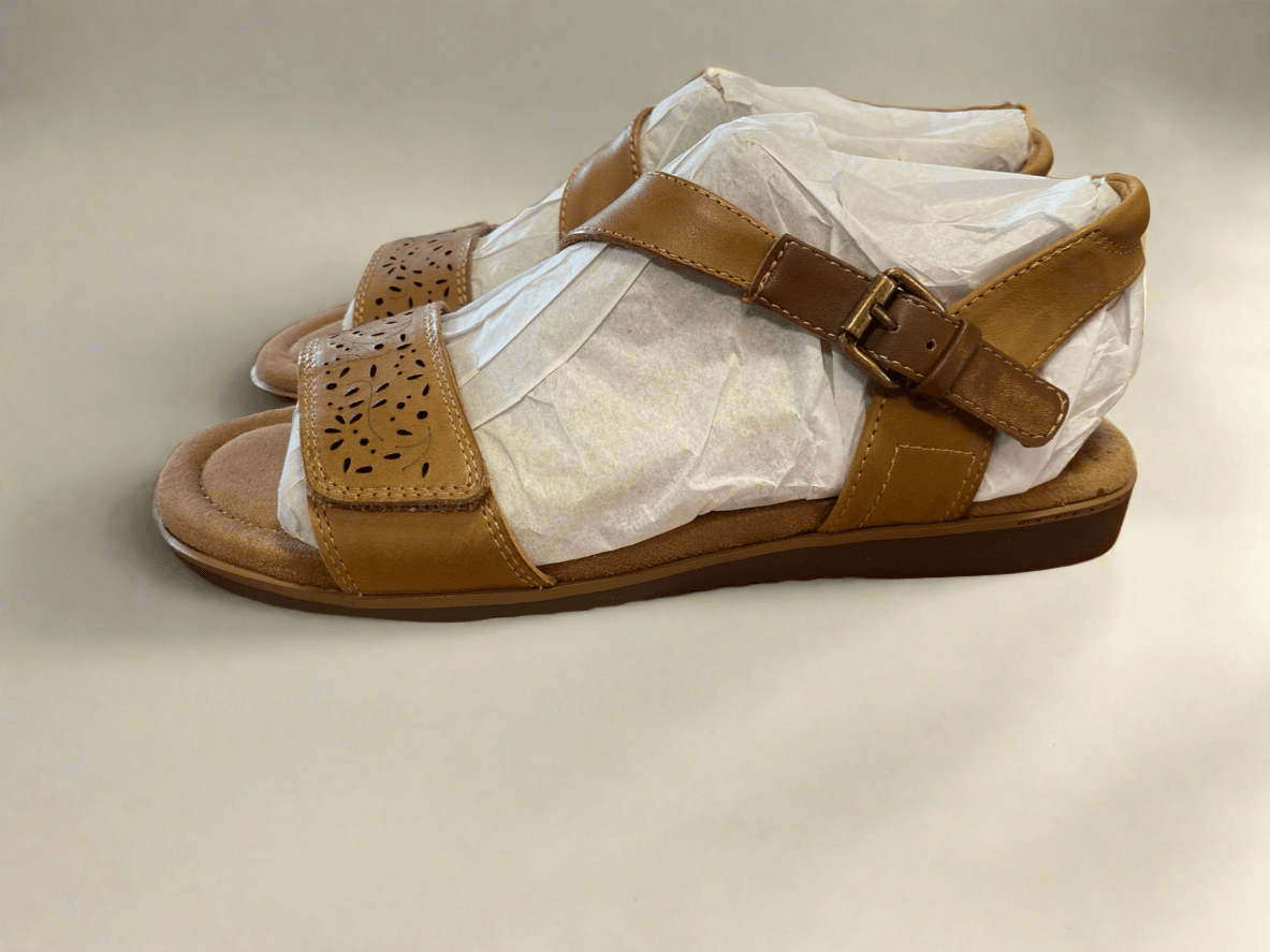 Tan Leather Sandals // Cobb Hill, 8 - Honeypot