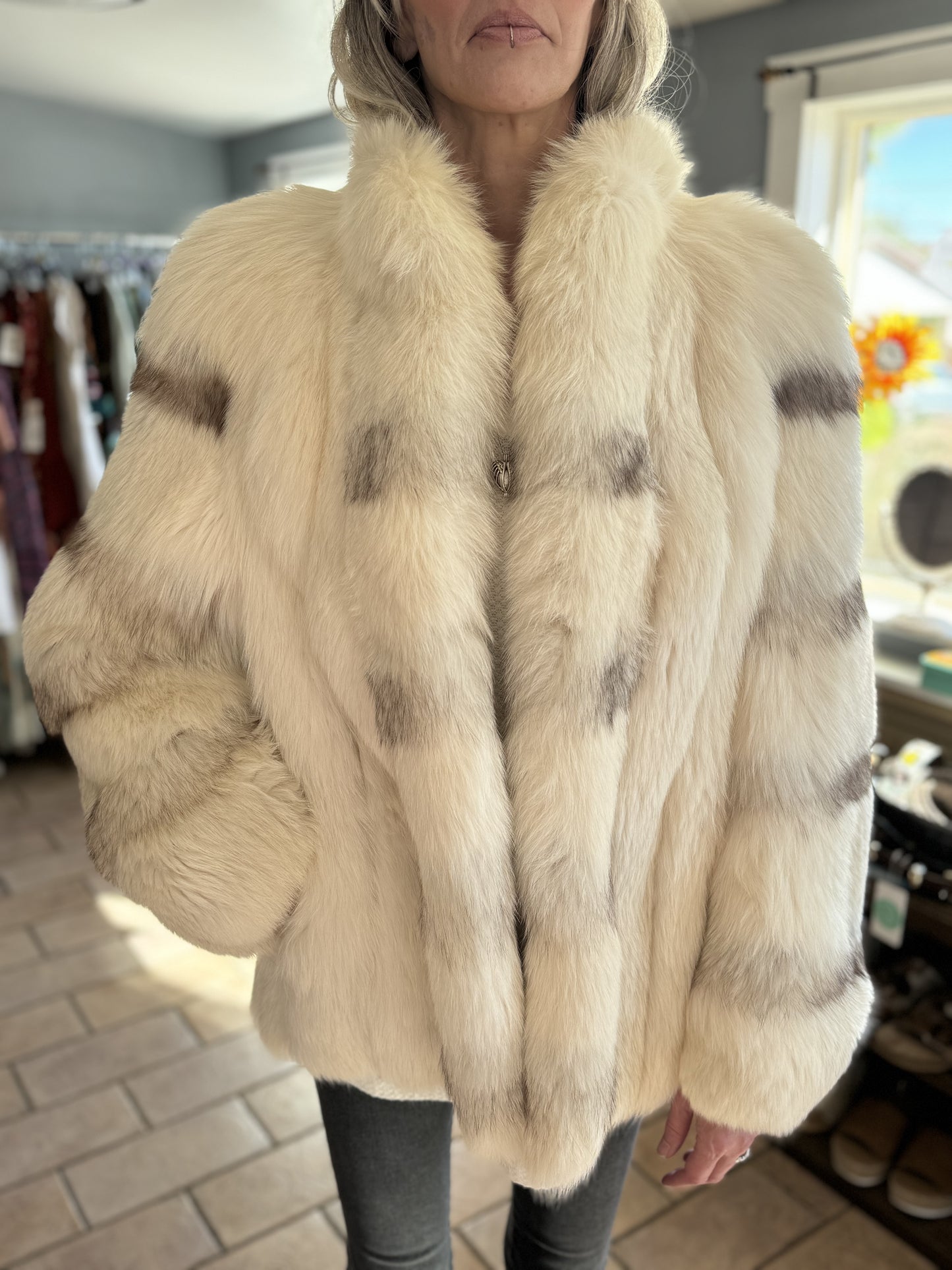 Luxurious Fox Fur Coat // Saga Fox