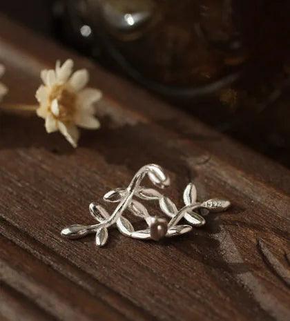 .925 Sterling Ear Cuff - Honeypot