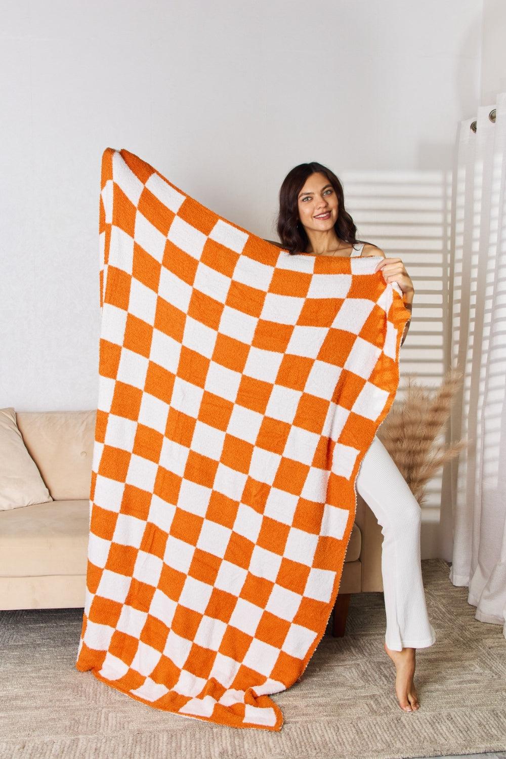 Cuddley Checkered Decorative Throw Blanket - Honeypot