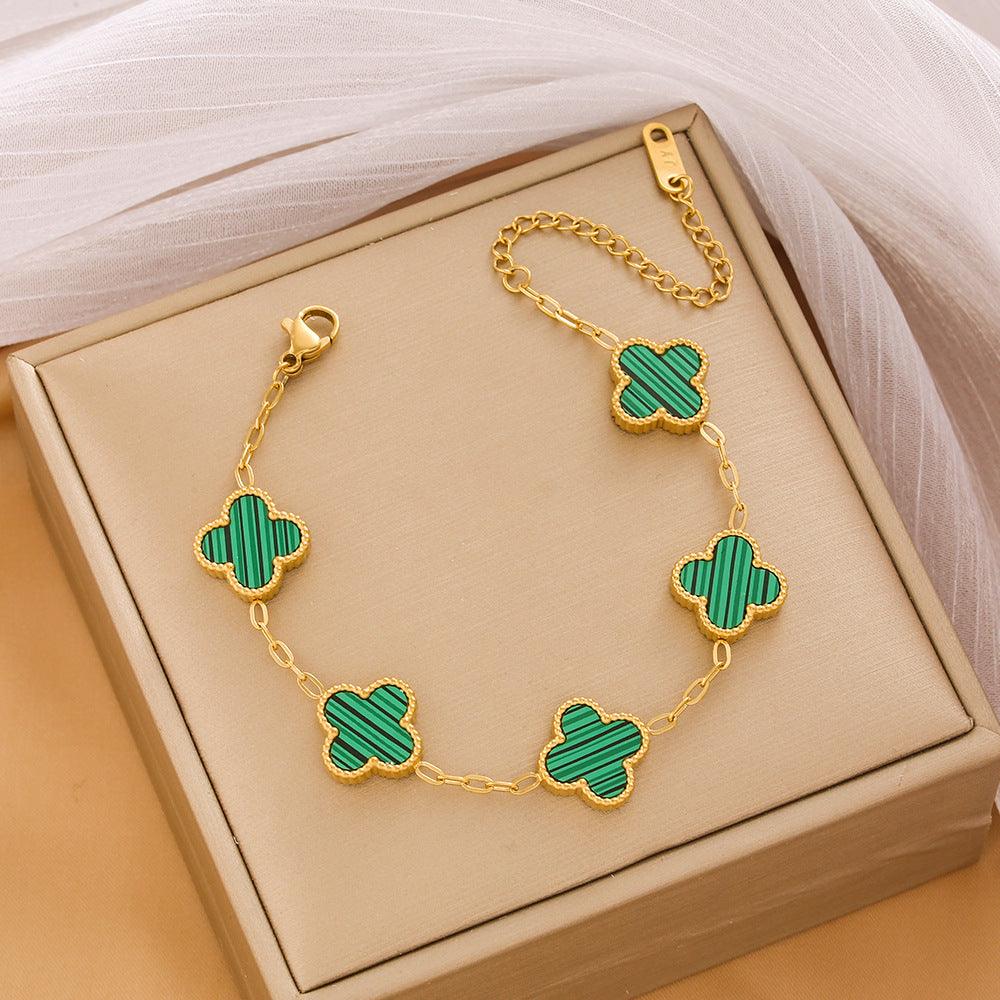 "Lucky Clover" Pendant Bracelet - Honeypot