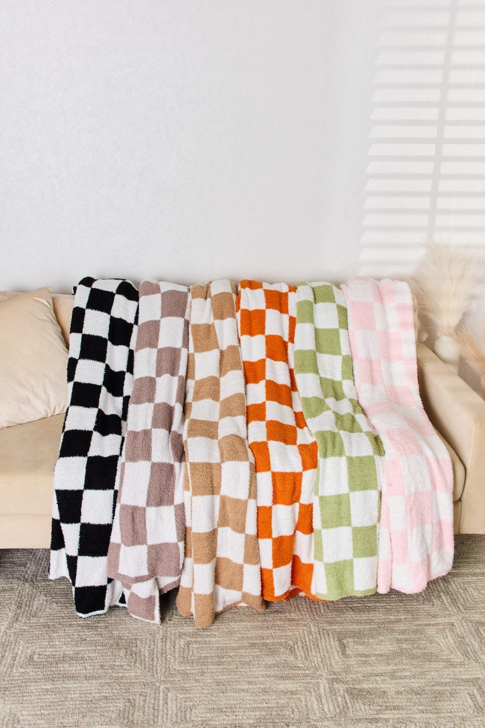 Cuddley Checkered Decorative Throw Blanket - Honeypot